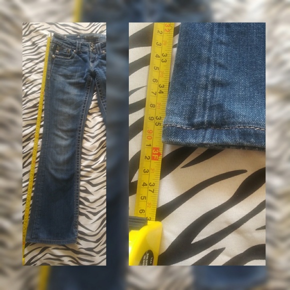 ๐ Miss Me ๐ฅ EUC Embellished ๐ - Picture 4 of 5